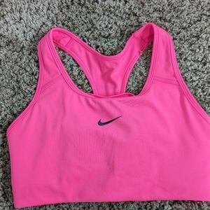 Nike Women's Padded Sports bra - Small